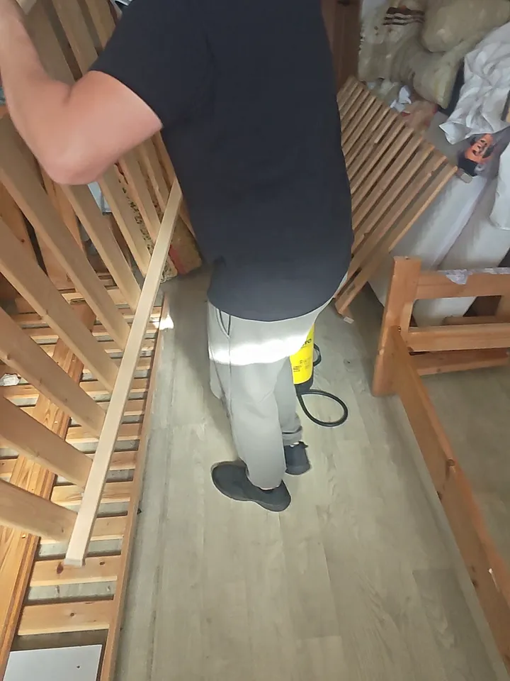 Otáčanie postele pri likvidácii ploštíc
